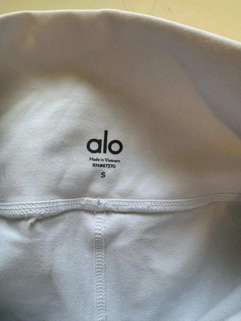 ALO Yoga High-Waist Airbrush Legging Women’s size Small